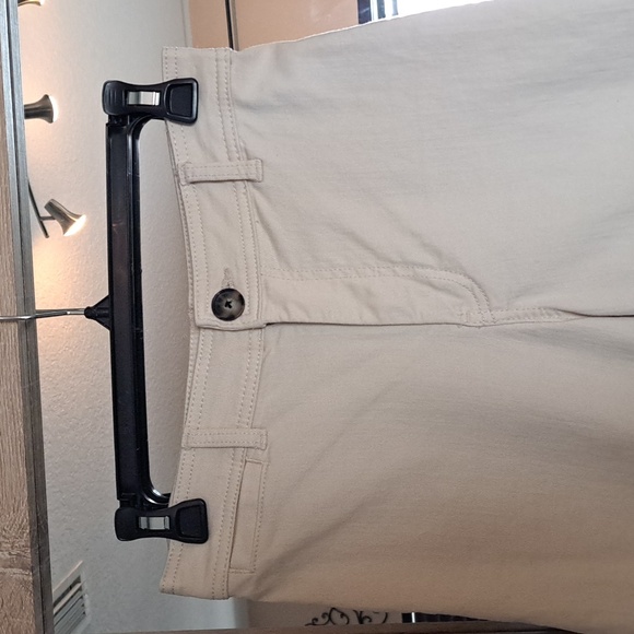 H&M wide-leg capi length khaki size 4 - Picture 2 of 5